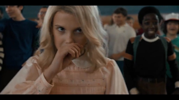 怪奇物语现实中谁是一对_怪奇物语 第一季 评分_美剧推荐 80年代风格